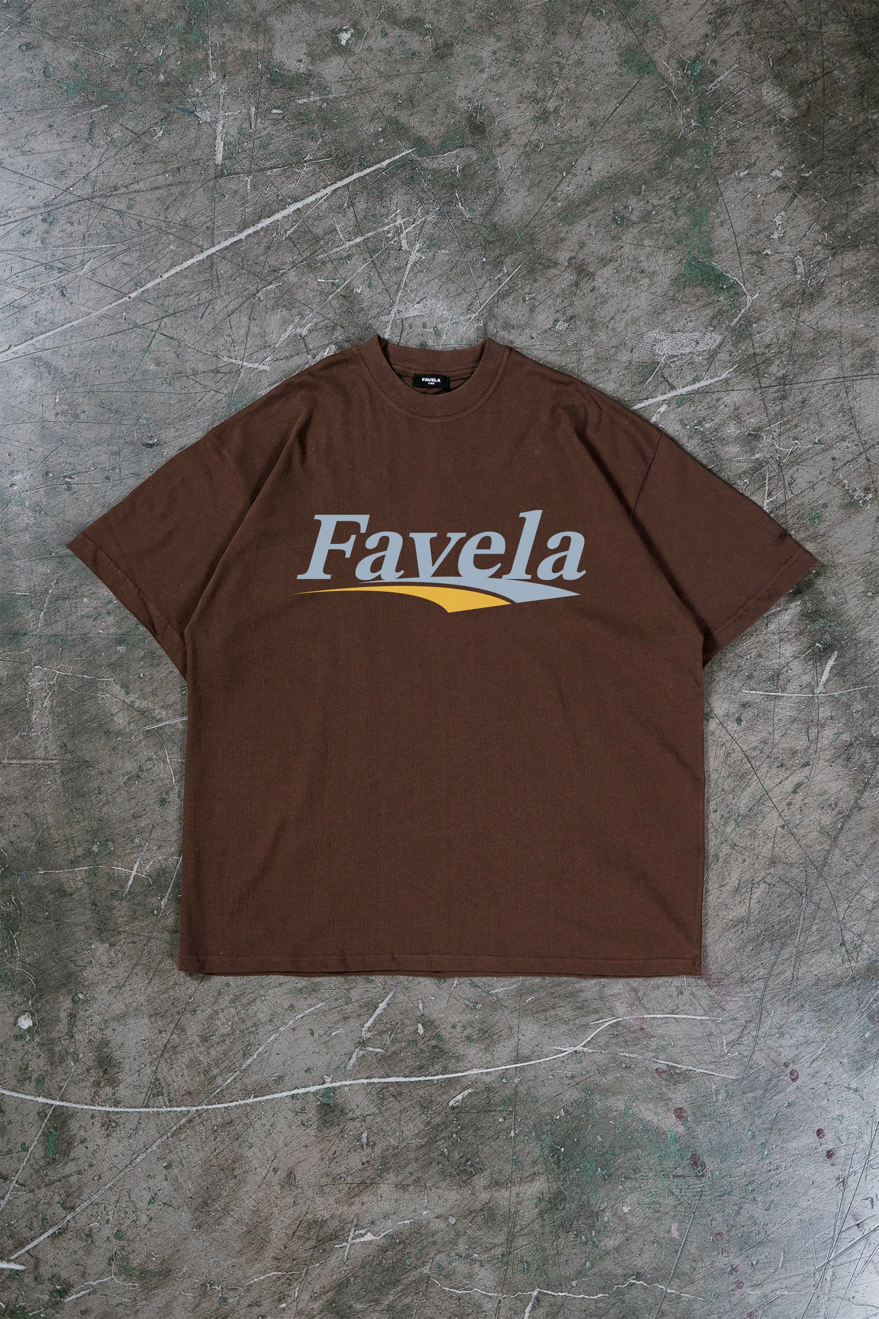 %ARCED CHEST NUT BROWN T-SHIRT%