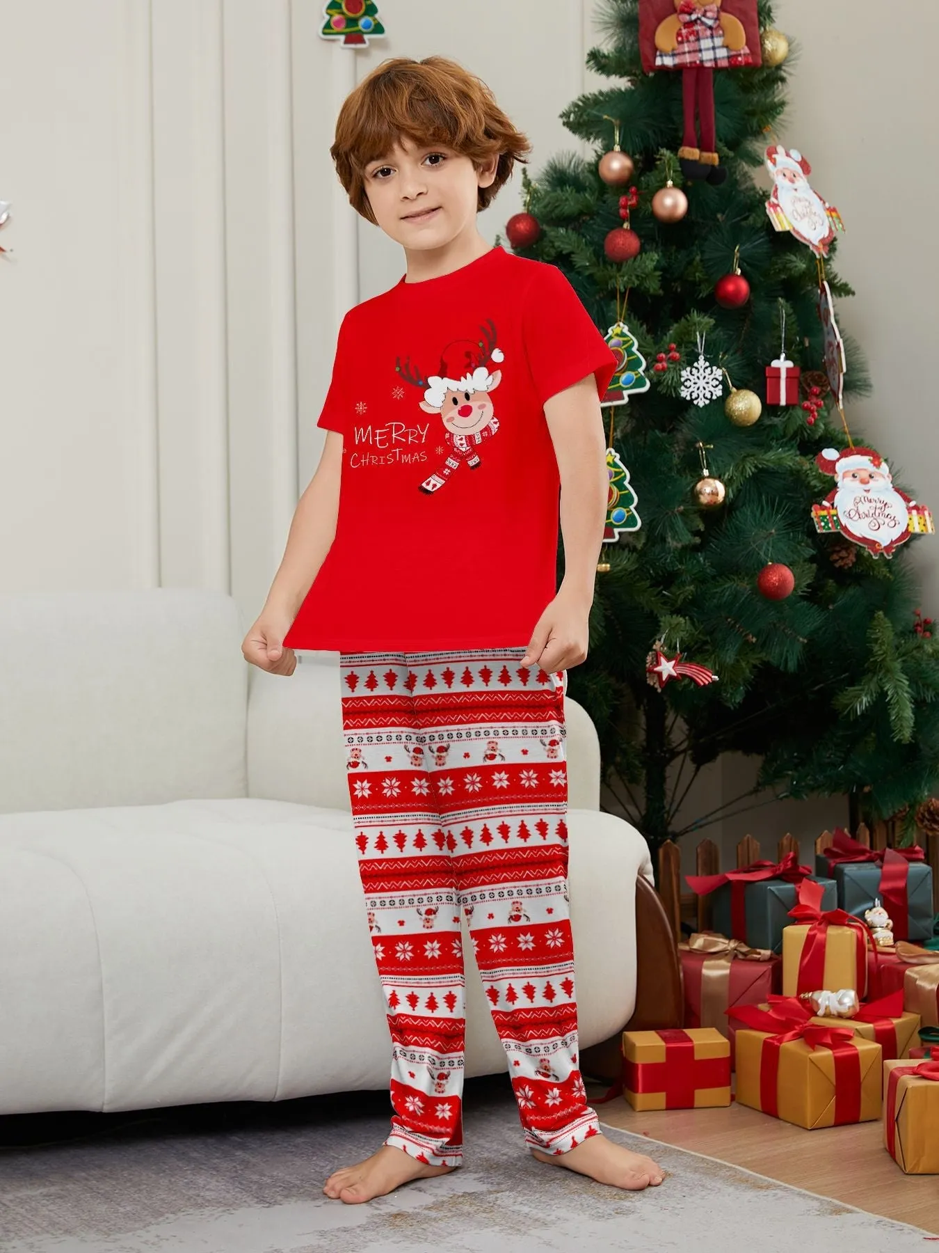 Fawn Printed Short Sleeve  Family Matching Christmas Pajamas Sets