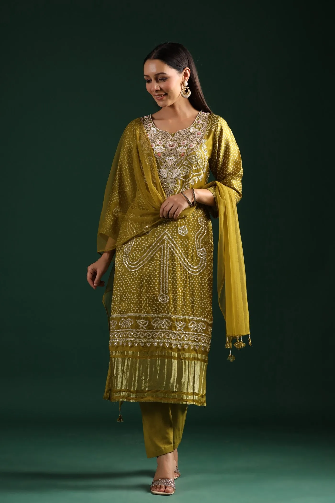 Festive Green Bandhani Embroidered Kurta Set