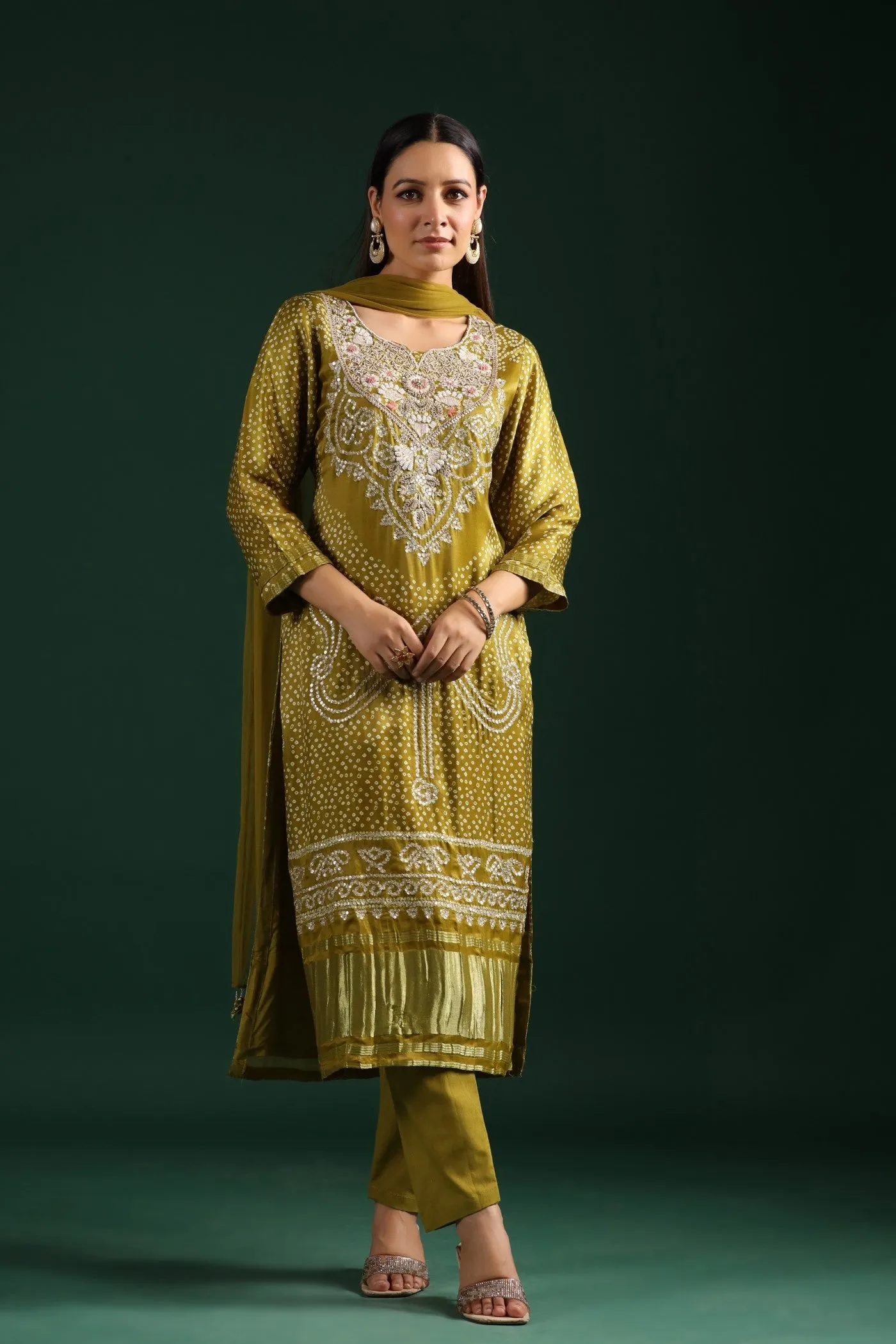 Festive Green Bandhani Embroidered Kurta Set