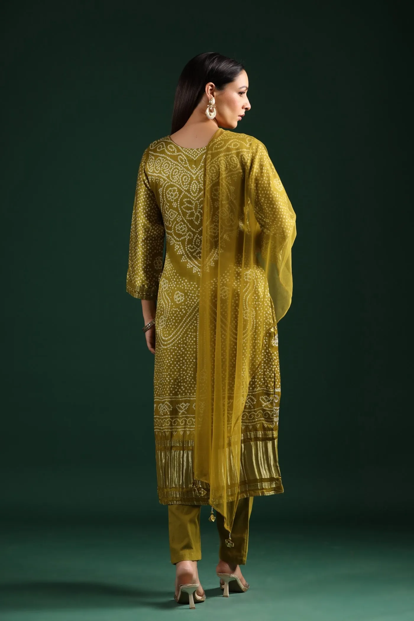 Festive Green Bandhani Embroidered Kurta Set