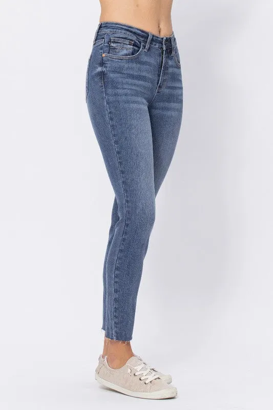 JB126 - EMBROIDERED POCKET RELAXED JEAN