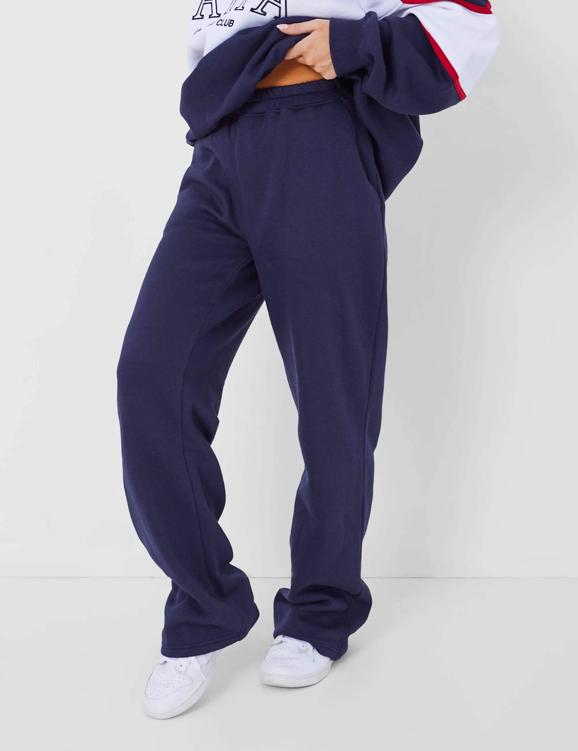 Kaiia Wide Leg Sweat Pants in Navy