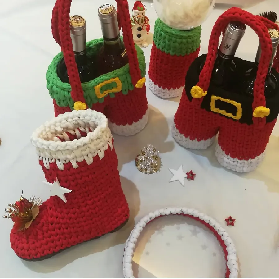 Maizon du crochet Christmas Pants Bottles