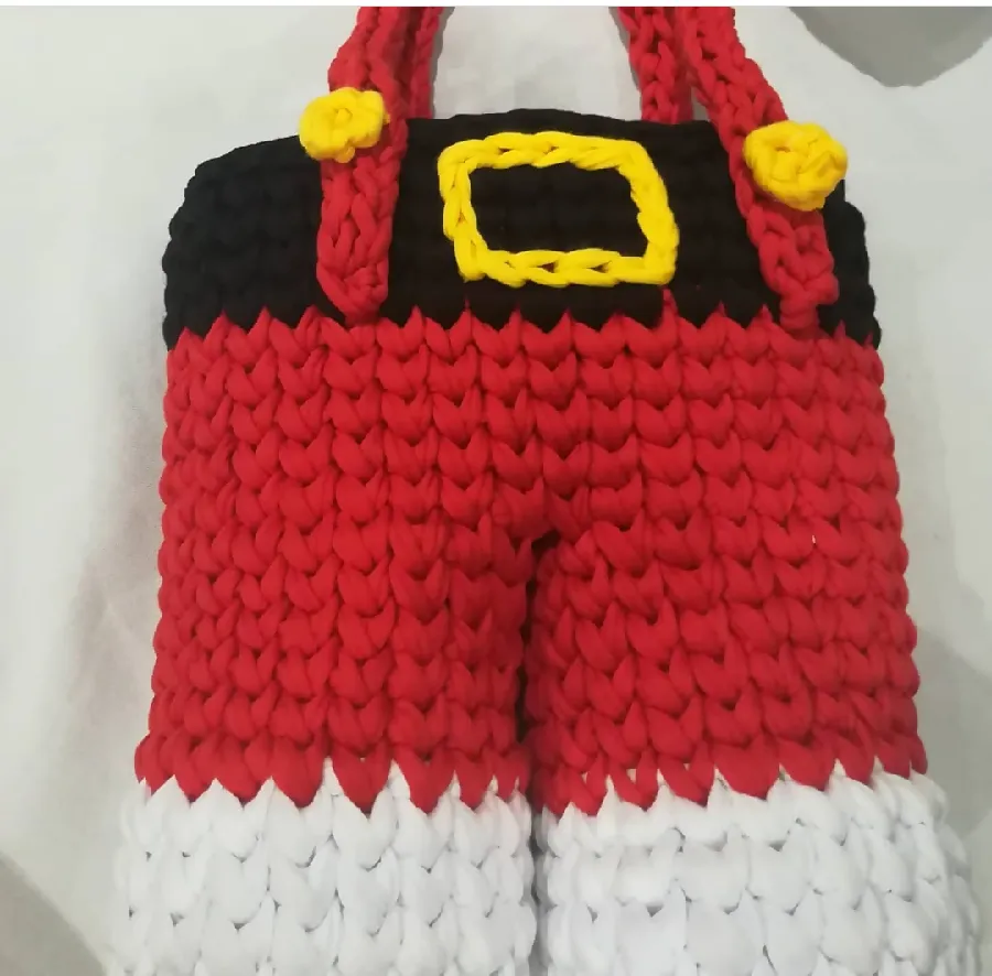 Maizon du crochet Christmas Pants Bottles