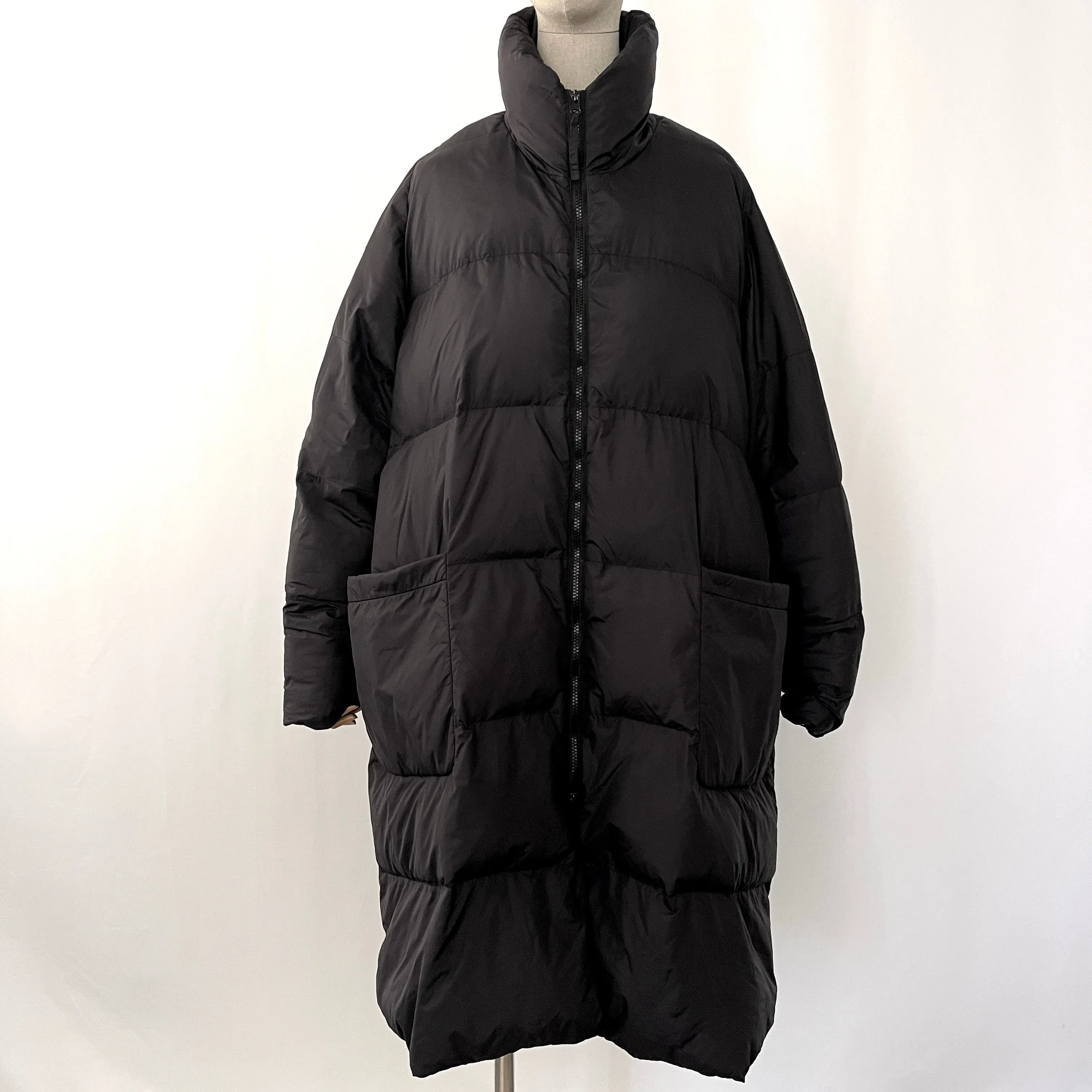 RUNDHOLZ Down Coat