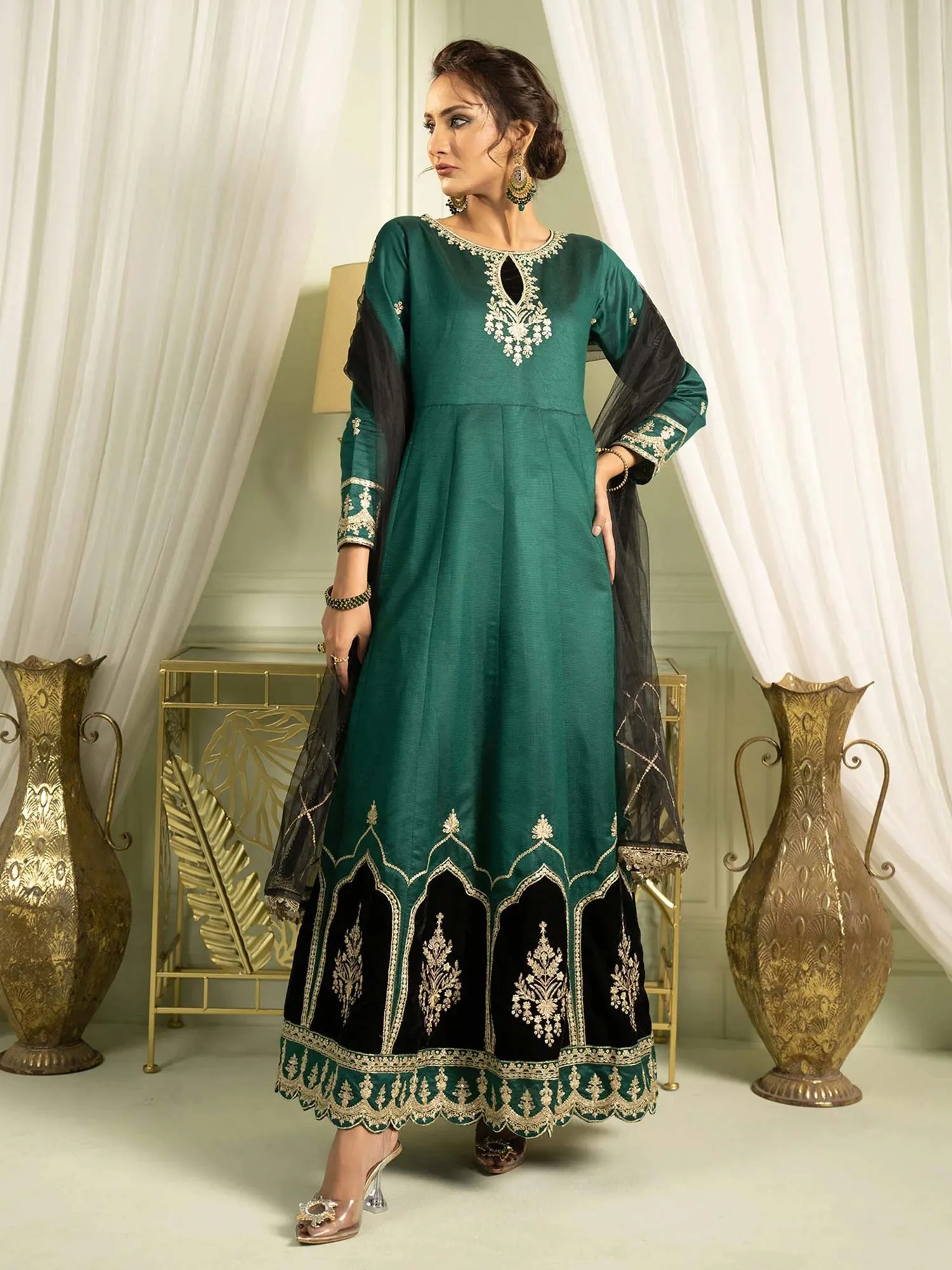 Sha Posh Embroidered Chambray Katan Maxi Suit - Green