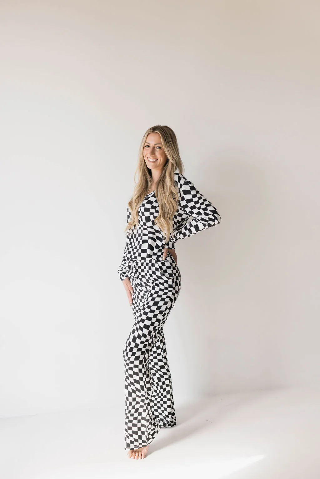 Women's Bamboo Pajamas | Black & White Wavy Checkerboard