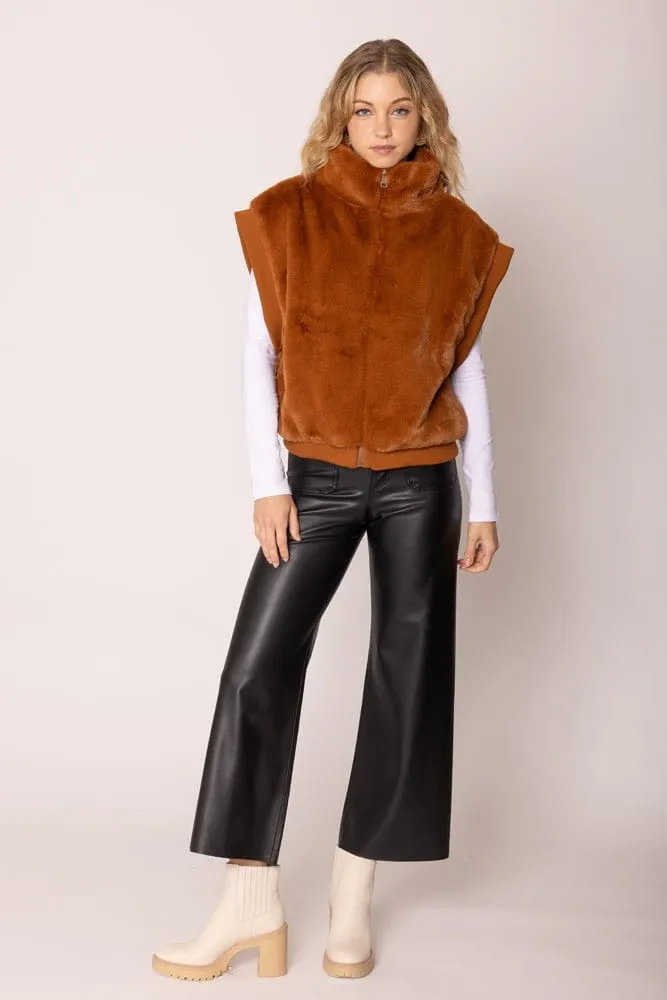 YCV420021 Faux Fur Rib Sleeve Vest